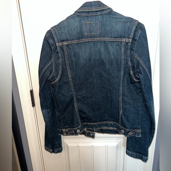 Juniors Levi’s Denim Jacket - Picture 2 of 3